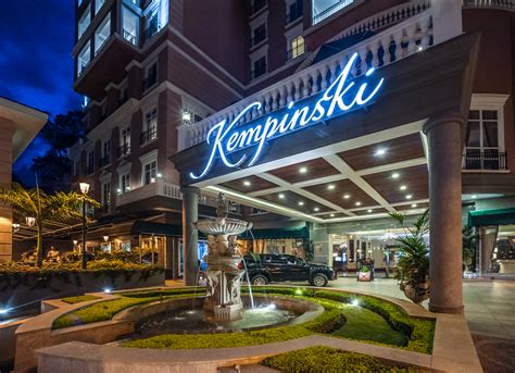 best hotels in nairobi.
